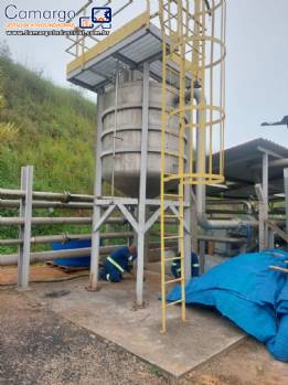 Tanque com plataforma de a�o inox 5000 litros WCR Equipamentos