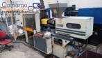 Injetora para potes PS e tampas 80 toneladas Himaco com chiller Refrisat