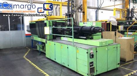 Injetora para borracha de silicone s�lido ENGEL 200 toneladas